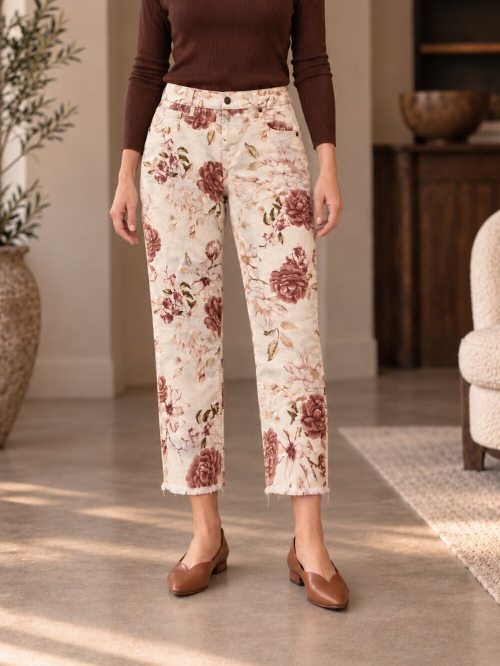 NWT Johnny Was The Cropped Boyfriend Floral Jeans Ivory Women's Size 27